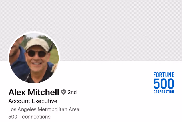 Low-quality selfies — inconsistent employee profile example